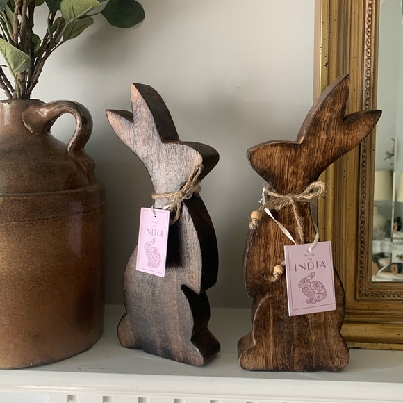 Set of 2 Wooden bunnies distressed holidays Easter made in India - Picture 1 of 10